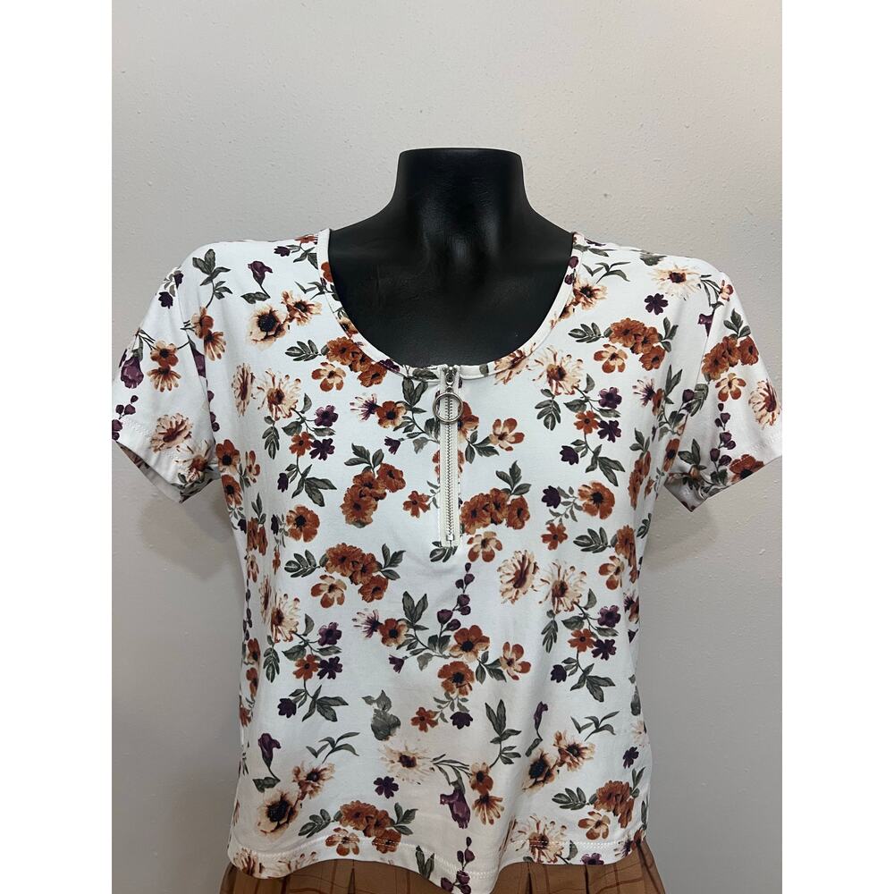 Rue21 Cropped Shirt White Floral Front Zip Short Sleeve Girl’s XL Cottagecore